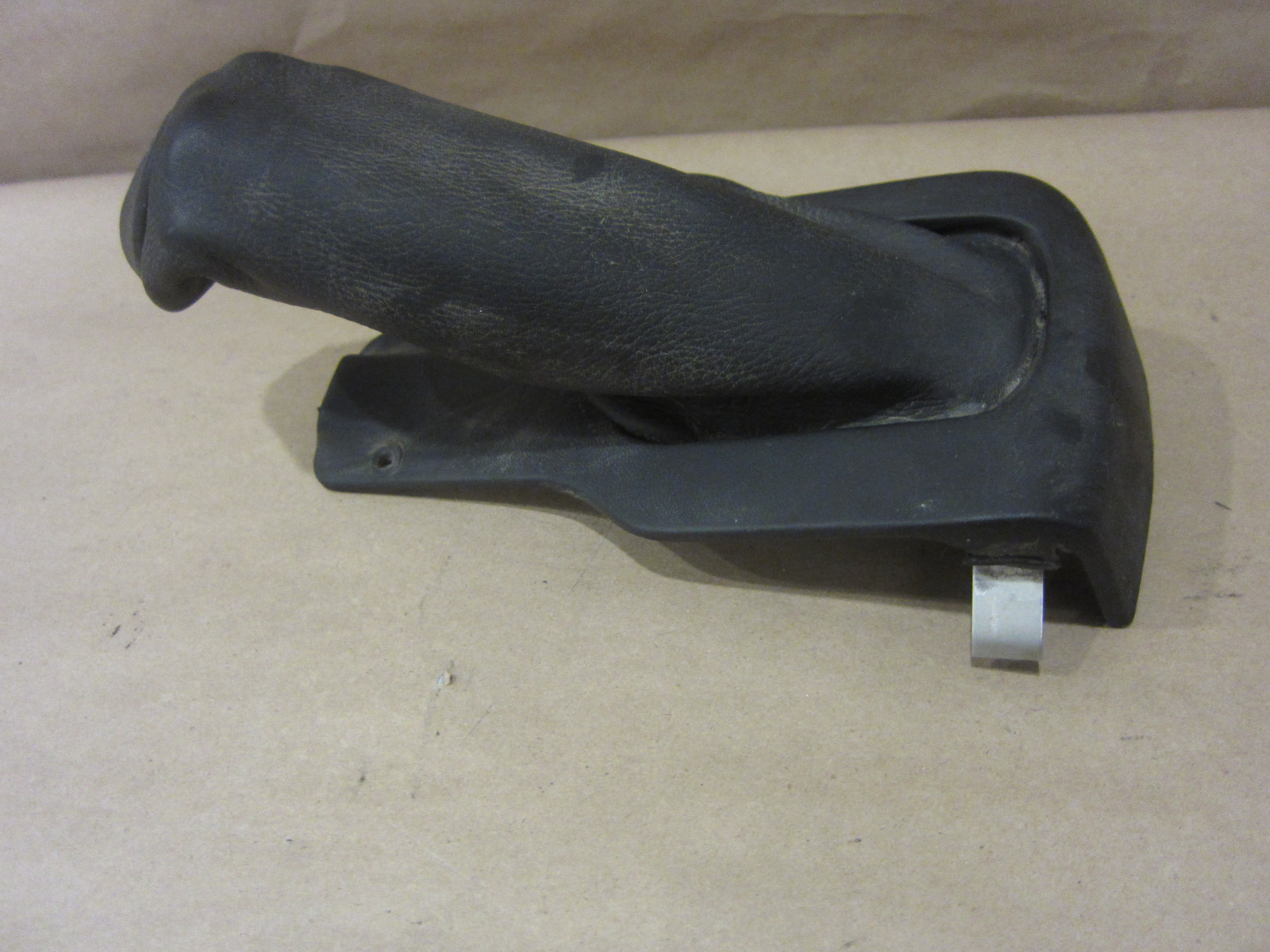 Ferrari 355 Spider - RH Piston Cover Moulding With Boot - P/N 64663000 -64663500