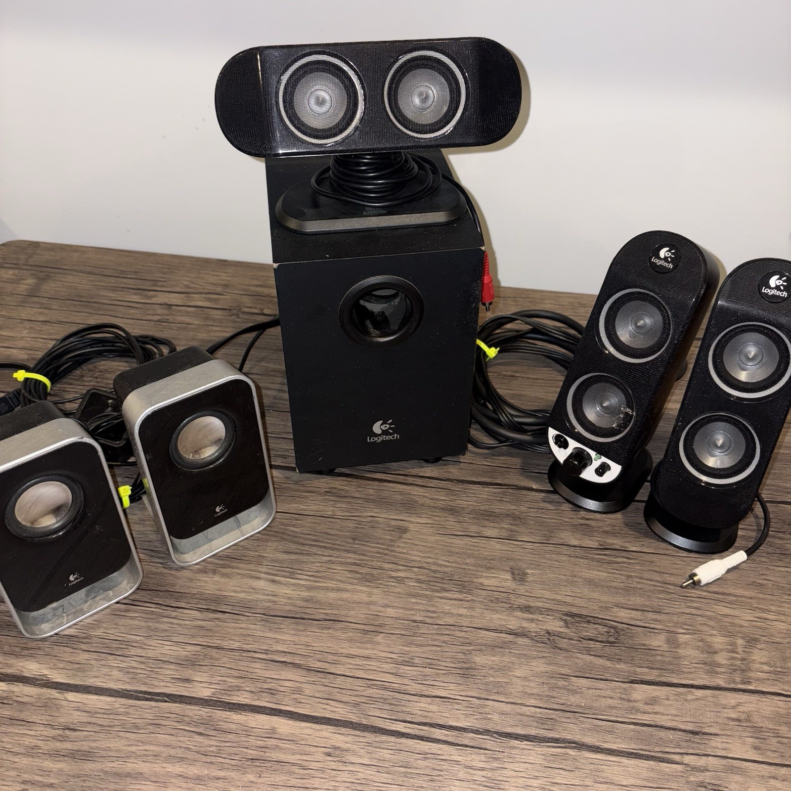 Logitech X-530 Computer Speakers