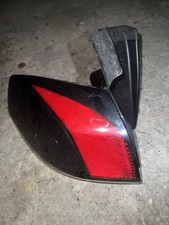 PEUGEOT 5008 MK2 REAR LEFT OUTER PASSENGER SIDE TAIL LIGHT 9811028080 2016-2021