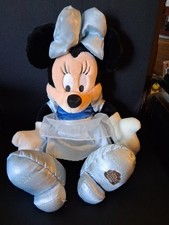 Disneyland Disney Dream Friends Minnie Mouse Plush 13 inch