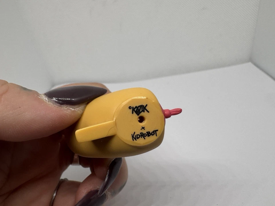 Figura de vinilo Kidrobot Frank Kozik Smorkin Mongers Hot Dog solo sin caja Foto 4 de 4