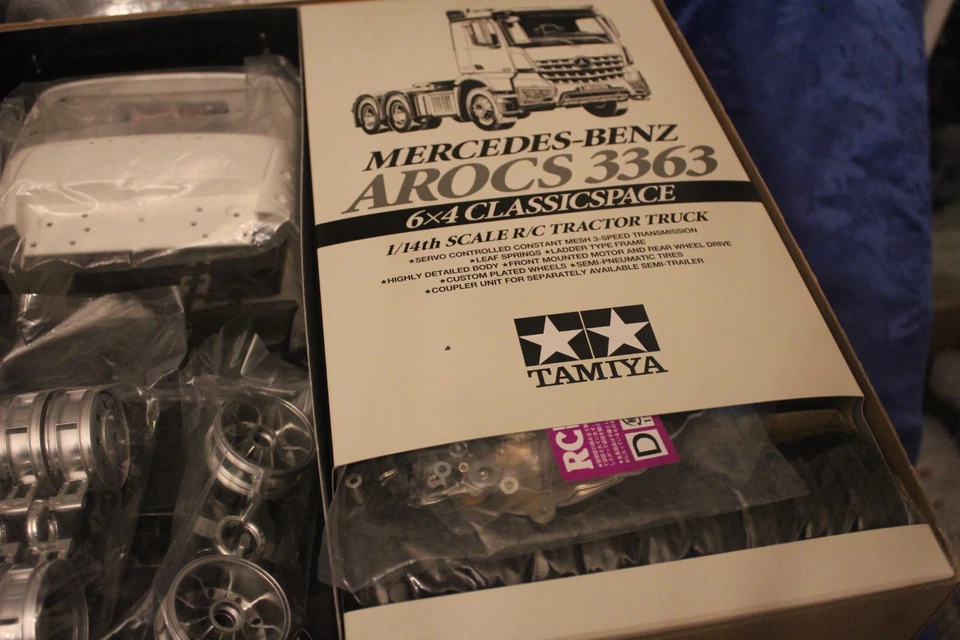 Tamiya Mercedes-Benz Arocs 3363 6x4 Classicspace - Bild 4 von 4