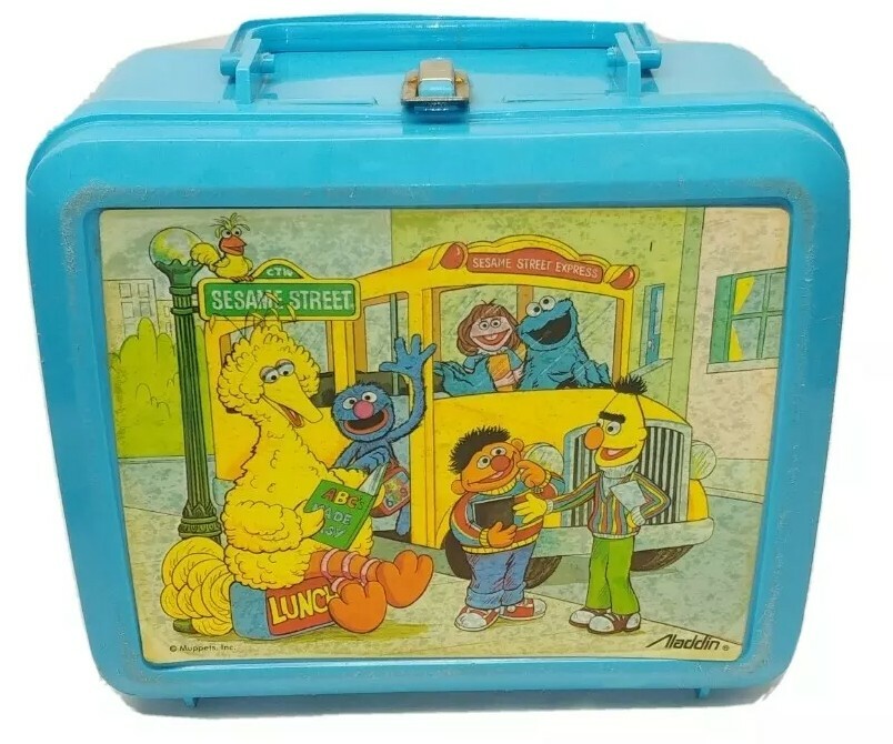 エル エメラルドボックス Vintage Sesame Street Lunch Box w/Thermos - Aladdin Industries