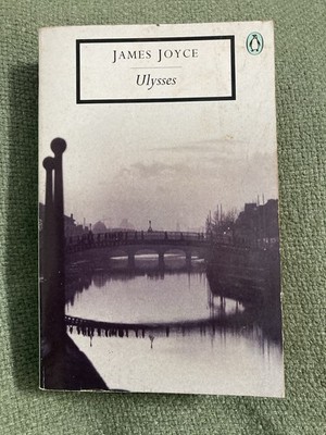 ULYSSES- JAMES JOYCE Book FREE POSTAGE