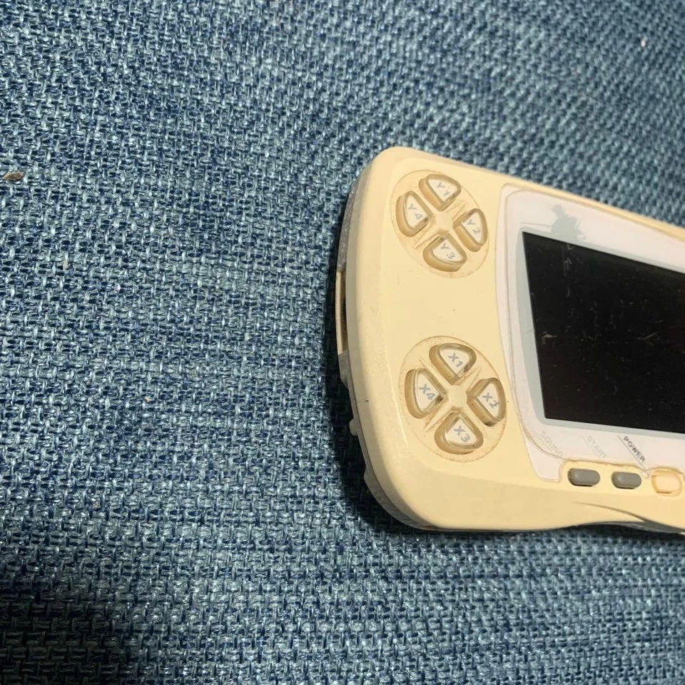 Bandai WonderSwan  WSC-001 Final Fantasy Edition White Console Tested Working - Image 3 of 4