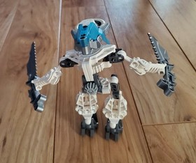 LEGO BIONICLE: Keerakh (8619) Complete with Canister & Disc - No Instructions 