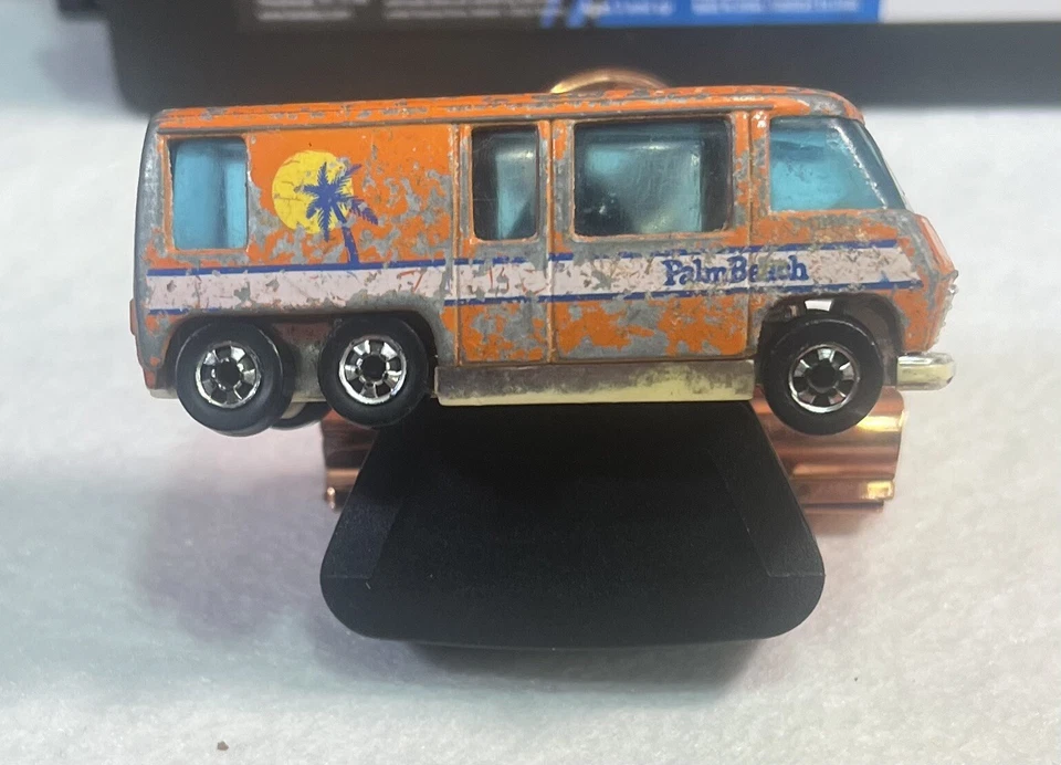 Orange Vintage Palm Beach Hot Wheel Gmc Motor Home 1976 - Image 2 of 4