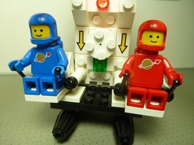 Lego Classic Space Set 6750 Sonic Robot LIGHT & SOUND