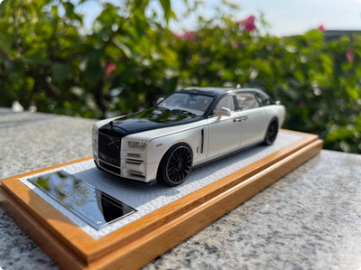 XEROX 1:43 Mansory Rolls-Royce Phantom VIII Resin Model Car Black/White