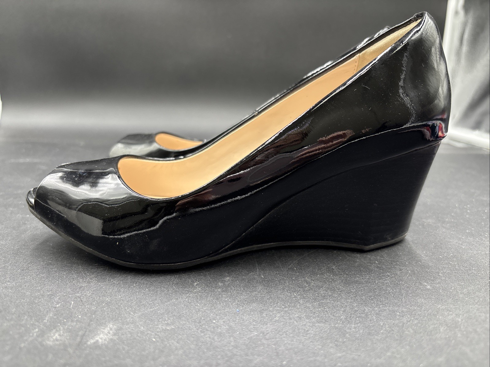 Cole Haan Sadie OT Wedge 65mm Black Patent Peep Toe Heels Size 6.5B 1212-115