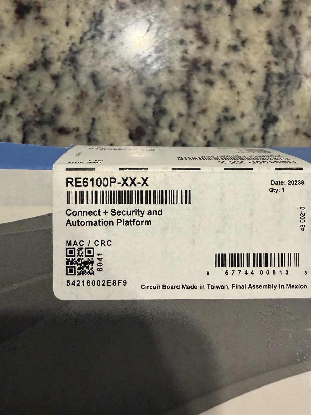 Alula RE6100P-XX-X Connect+ Security and Automation Platform with Power Adapter.