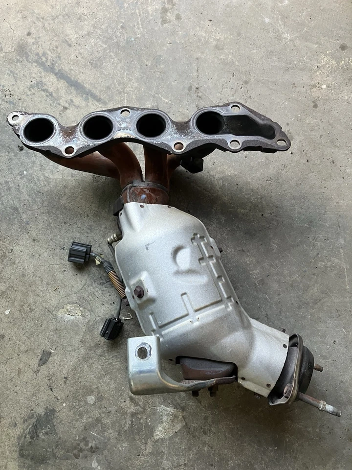 Convertidor catalítico colector delantero Mazda MX-5 Miata 2006 2007 2008 2,0 L 92 k millas Foto 2 de 4