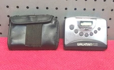 Vtg Sony Walkman WM-FX251 Tuner Portable Radio Cassette Player W/ Case