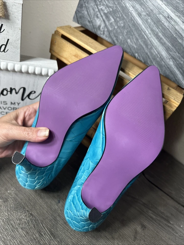 Suzanne Somers Turquoise Croc Leather Pointy-Toe Vintage Pumps Heels 9 WIDE NWOT - Image 4 of 4