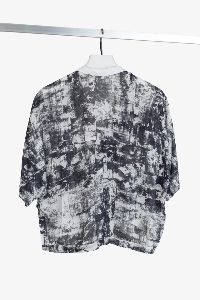 Helmut Lang White & Black Abstract Crepe Cropped Dolman-Sleeve Blouse, Size S - Image 2 of 4