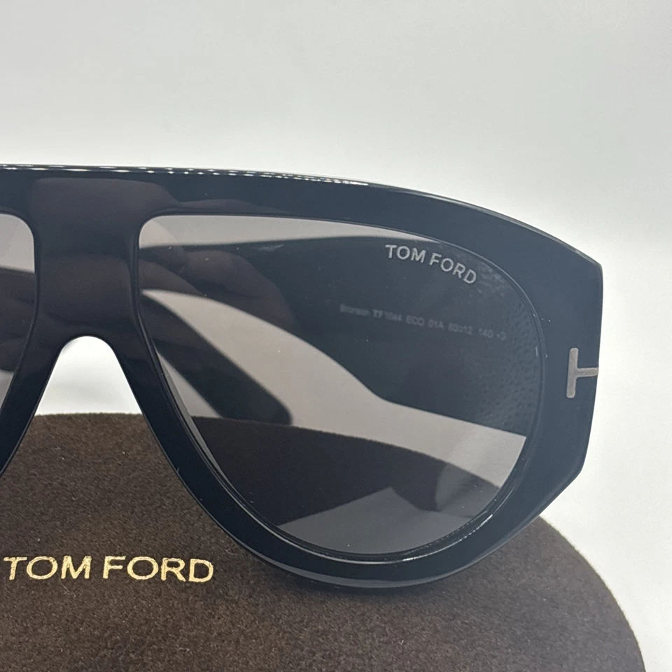 NEW Tom Ford FT 1044 Bronson Sunglasses 01A Shiny Black 100% AUTHENTIC With Case - Image 2 of 4