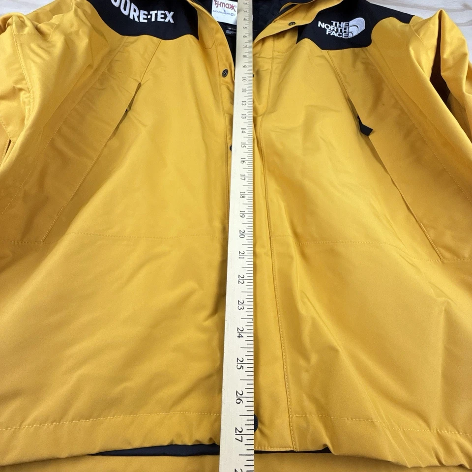 The North Face Men's Summit Gold/TNF Black GORE-TEX Mountain Hooded Jacket - Image 4 of 4