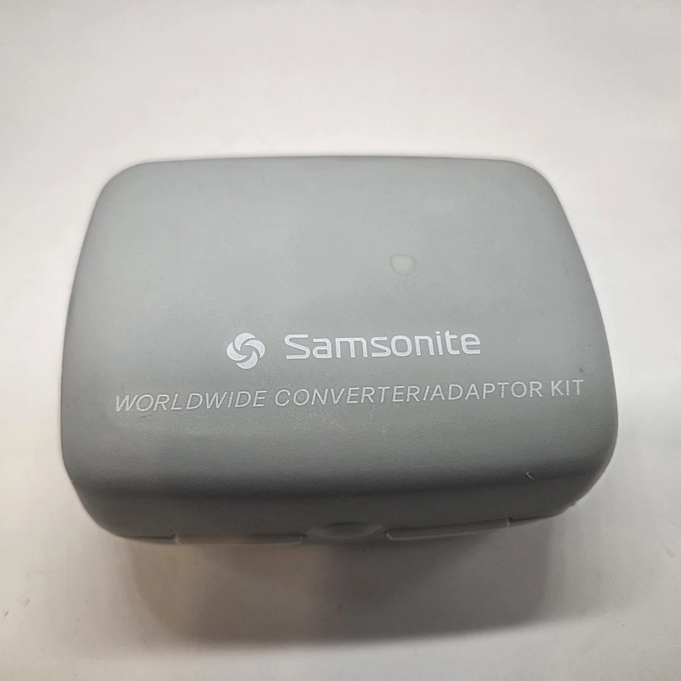 Samsonite Worldwide Converter Adapter Kit With Carry Case 1600 Watt Travel - Image 2 of 4