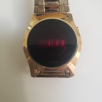 Timex Vintage Led Watch Lot T6