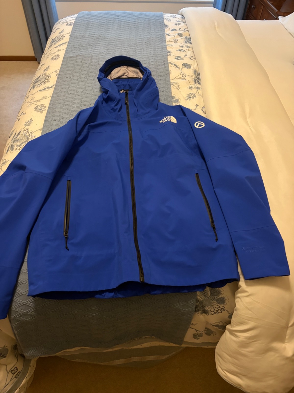 Men’s Summit Series Chamlang Soft Shell Jacket XL - image 2