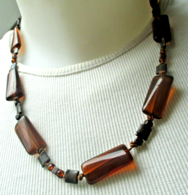Collier Vintage Perles Couleur Bronze Doré - Fermoir Sécurisé - Parfait état - N°5793