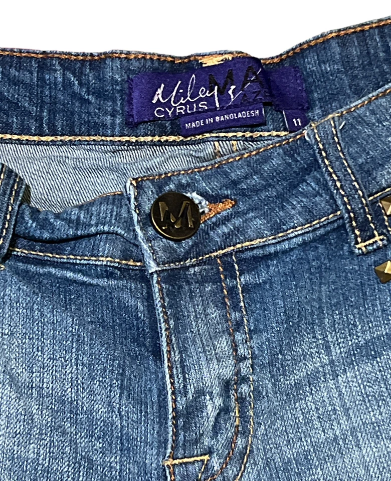 Miley Cyrus Max Azria 牛仔短裤深水洗牛仔朋克口袋耳钉尺寸 11 — 第 3/3 张图片