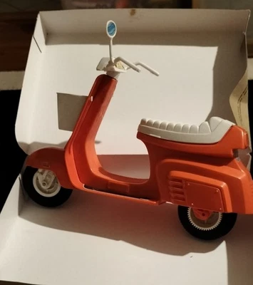 Très beau Scooter BARBIE - Vintage - Mattel 1978 - Propre - très bien conservé - Photo 1/4