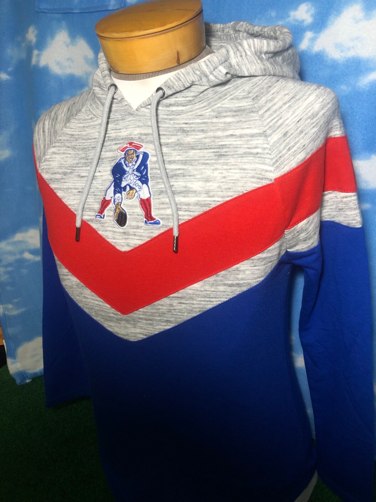 New England Patriots Boston Sweatshirt Hoodie pullover NFL Vintage Small 8 S15 image 3