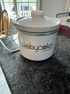 The Original Babycakes Chocolatier SC-1012 Fondue Dipper Candy Cake Pop Maker
