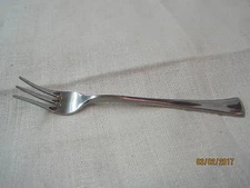 Vintage Japan Stylecraft stainless Cocktail Seafood fork Unknown pattern