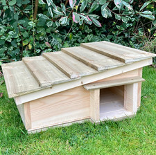 Deluxe Wooden Tortoise House | Hibernation Shelter
