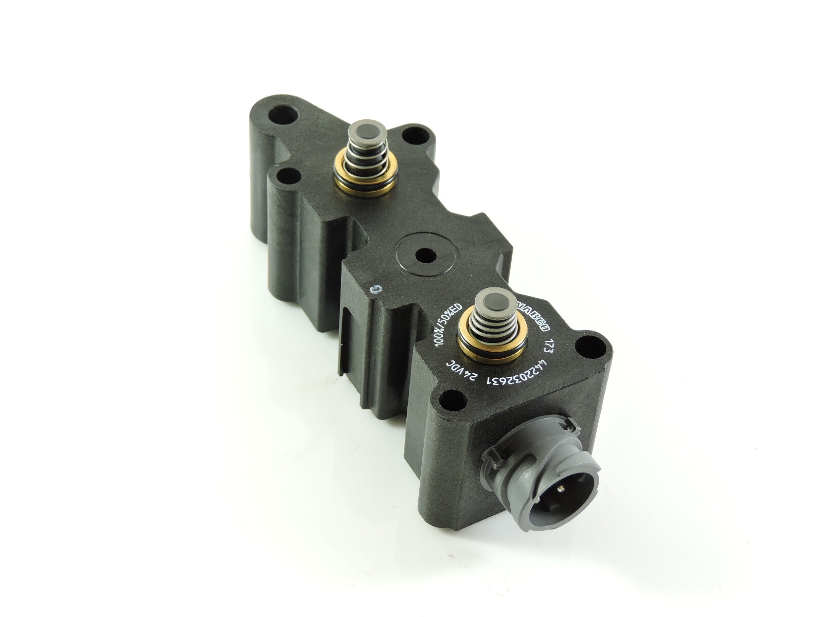 WABCO AIR DRYER REPAIR KIT FOR FITS VOLVO BRAND NEW 4324259202 eBay