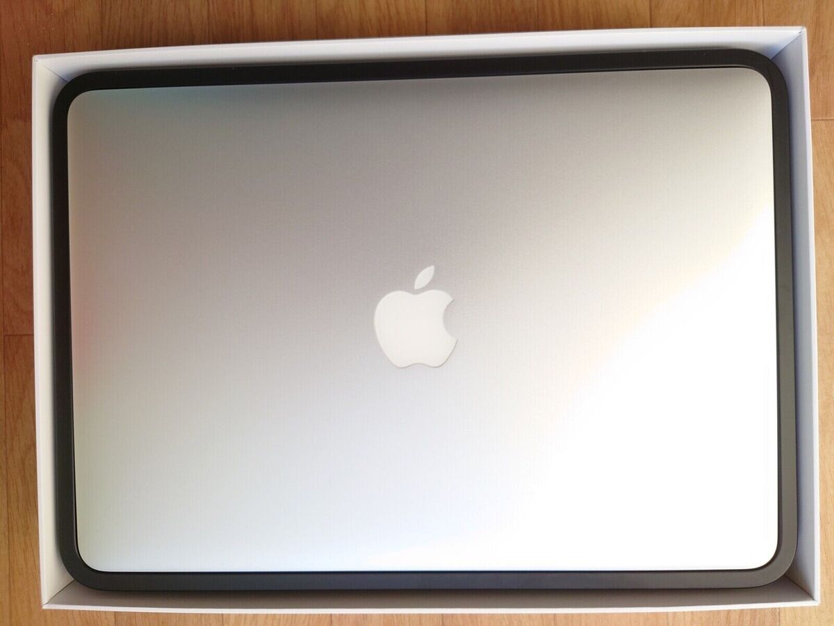 Apple MacBook Air 13 Apple MacBook Air 13