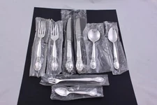 8 PIECE PLACE SETTING ONEIDA SILVERSMITHS BALLAD COUNTRY LANE FLATWARE - NEW