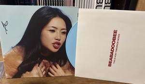 Beabadoobee TIHTM レコード 直筆サイン付き 2025年最新】beabadoobee