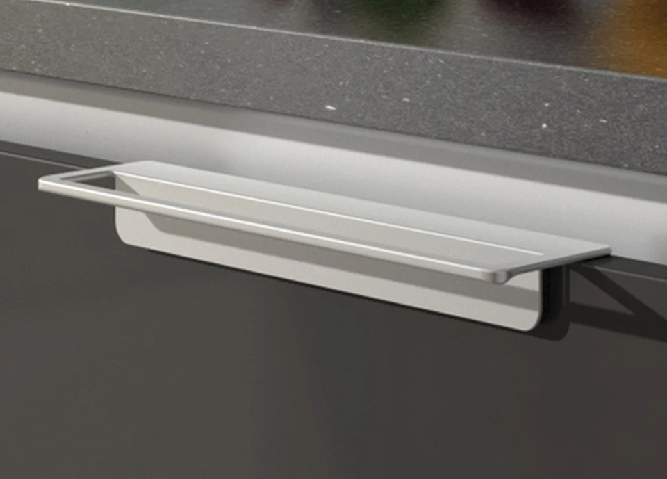 Barra Porta Asciugamani Alluminio Nero 52cm Armadio Cassetto Bagno Cucina - Immagine 2 di 3