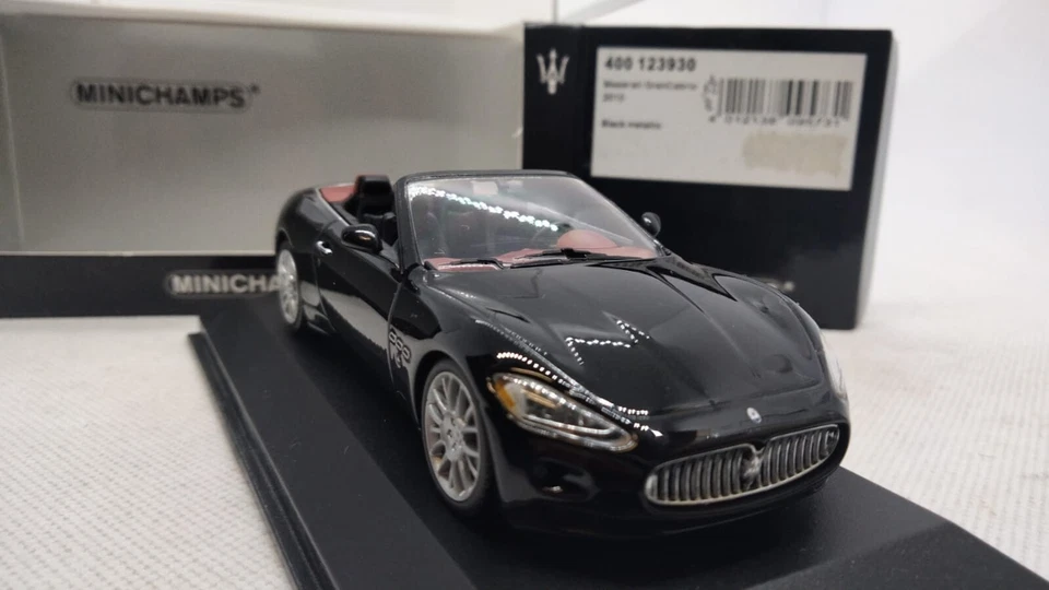 Minichamps MASERATI GRAN CABRIO (CARBONIO) ED.LIMITATA 1 DI 2016 PZ. SCALA 1:43 - Immagine 4 di 4