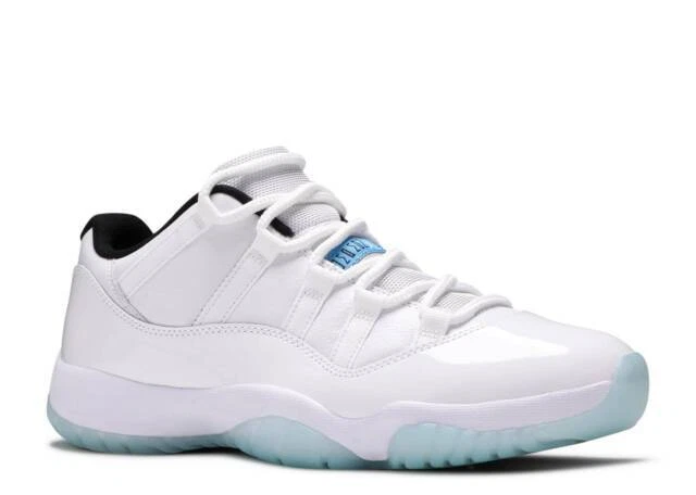 Jordan 11 bajito azul con blanco new arrivals