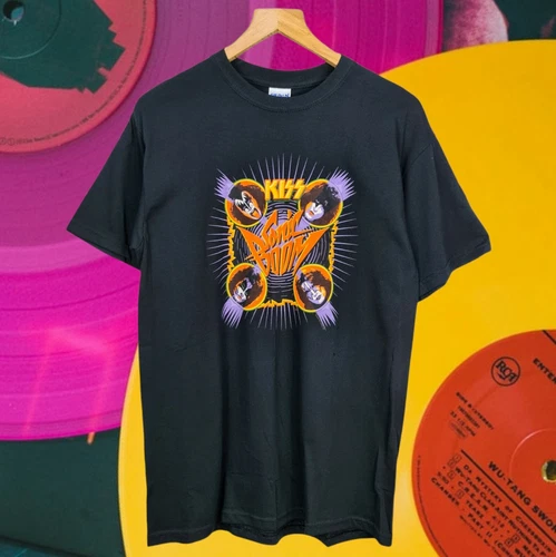 KISS 2009 Sonic Boom Mens Size M Black Rock Band Short Sleeve T-shirt