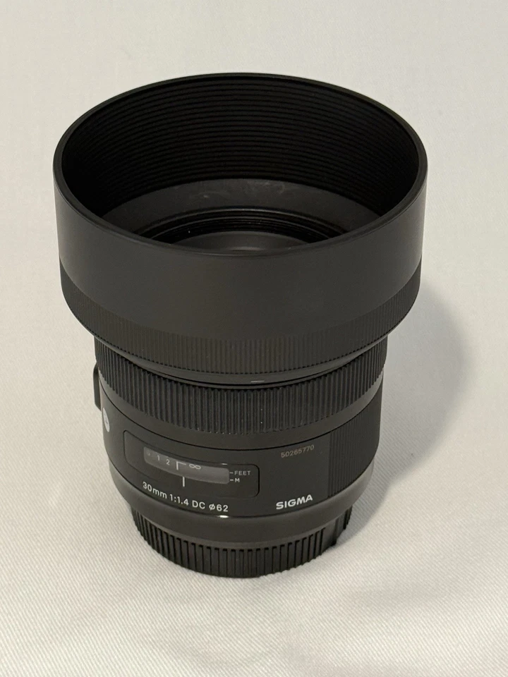 Sigma 30mm f/1.4 DC HSM Art Lens for Sony A 301205 - Image 3 of 4