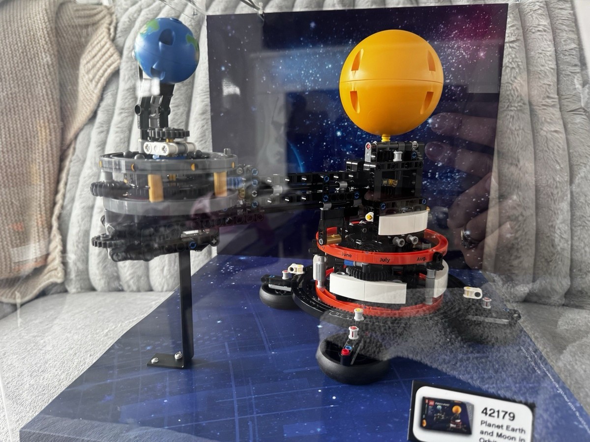 STORE DISPLAY— LEGO 42179 Technic Planet Earth and Moon in Orbit