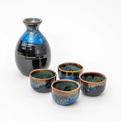 Handmade Mino Ware Tenmoku Sake Bottle and Cup 5-Piece Gift Set