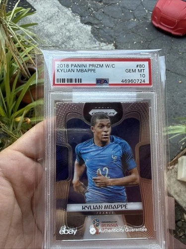 2018 Panini Prizm World Cup - Kylian Mbappe #80 psa 10