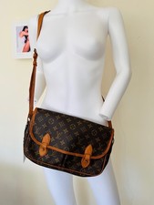 Vintage Louis Vuitton Monogram Gibeciere MM Satchel Bag 1991 collection.