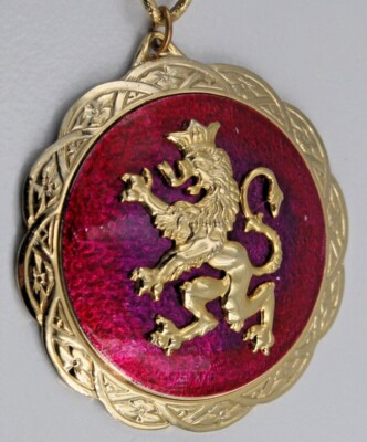 Goldtone Metal Dragon Round Pendant Red Enamel Oval Link Chain Necklace 30'' 