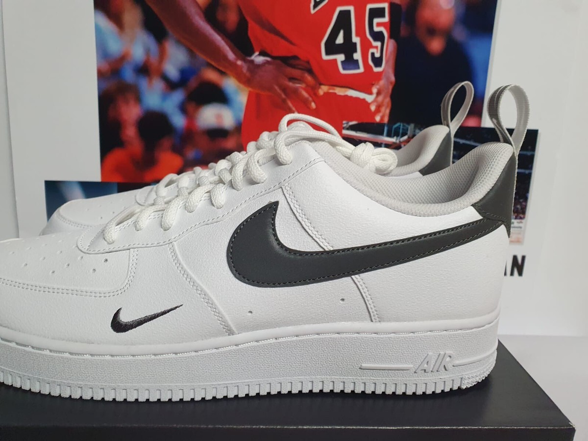 Nike Air Force 1 '07 LV8 UT White Metallic Dark Grey UK 10.5 Nike Air Force 1 '07 LV8 UT White Metallic Dark Grey UK 10.5
