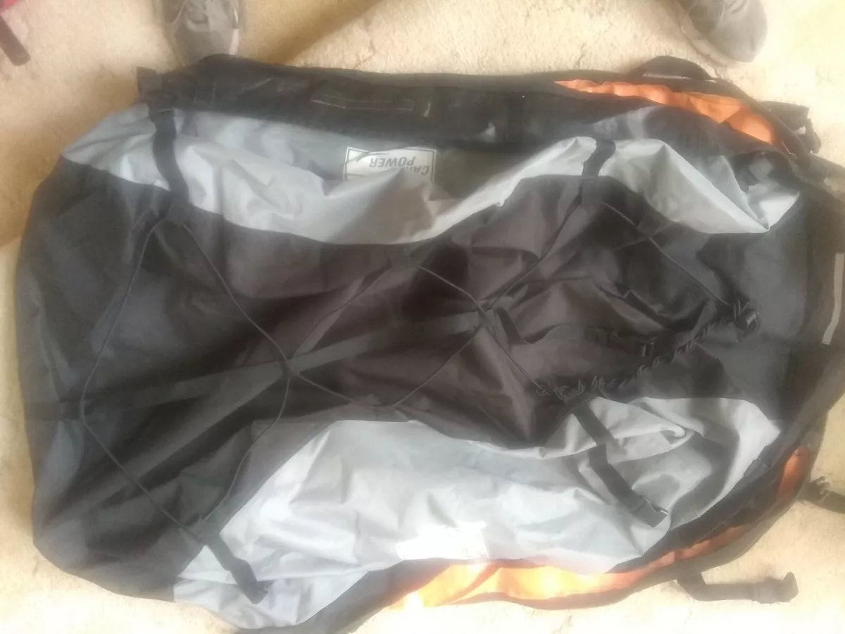 Reese carry power car top carrier only used once. Excellent condition