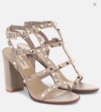 Valentino Garavani Rockstud Block Heels 36 Carmel/Tan Preowned $1100