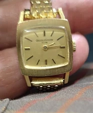 ANTIQUE  JAEGER LECOULTRE 18KT YELLOW GOLD  SQUARE  WATCH ((B30))