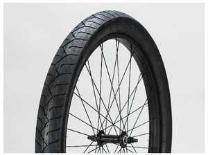 26 x 3.0 tyre